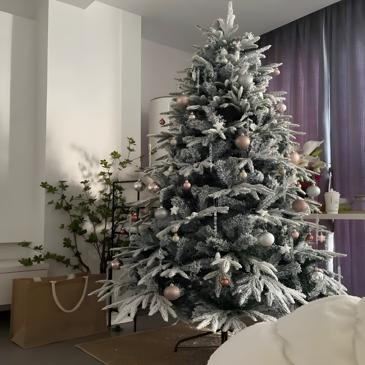 Flocked Christmas Tree – Snow-Dusted Indoor Holiday Tree for Home Decor