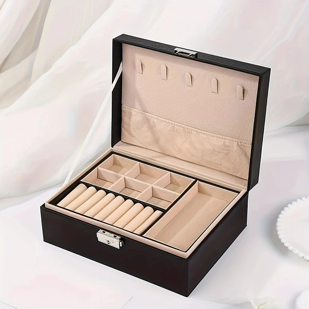 Three-Layer Jewelry Organizer Box – Structured Case with Drawers & Ring Rolls